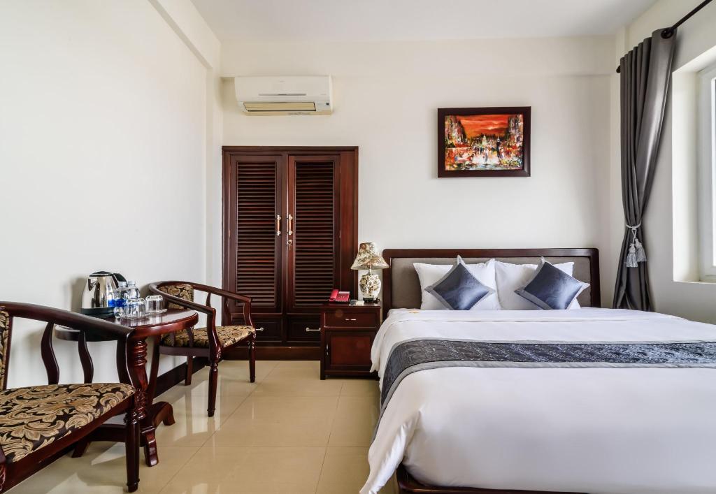 BALY HOTEL HUE