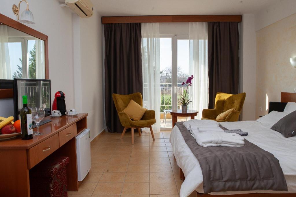 City Gate Hotel