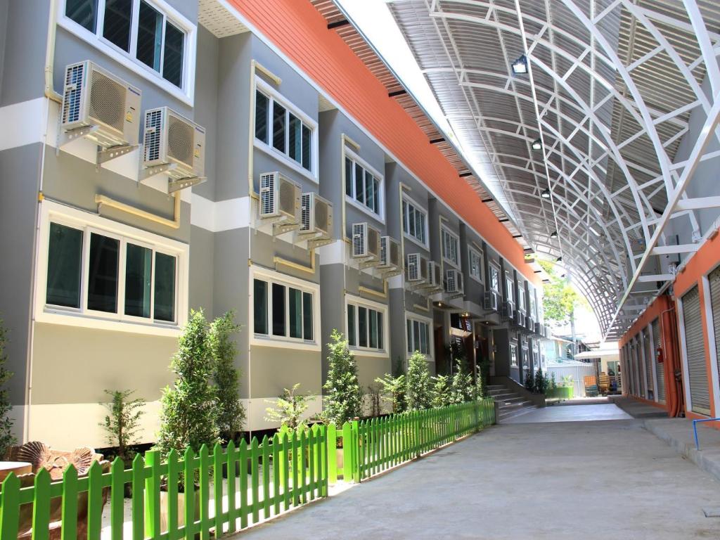 hotel-thumb