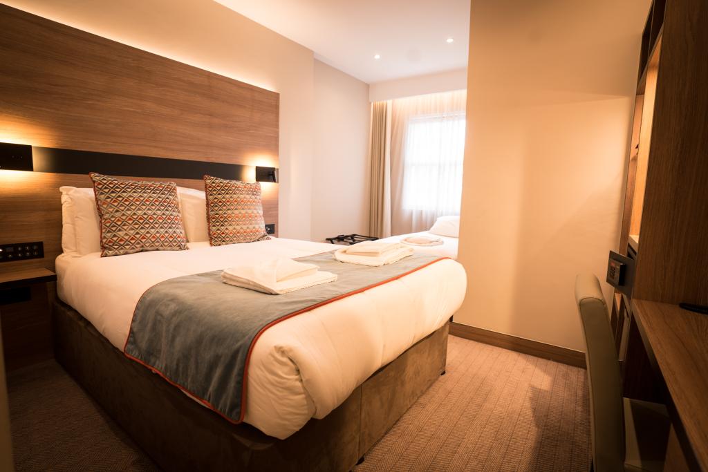 Merit Kensington Hotel - General view