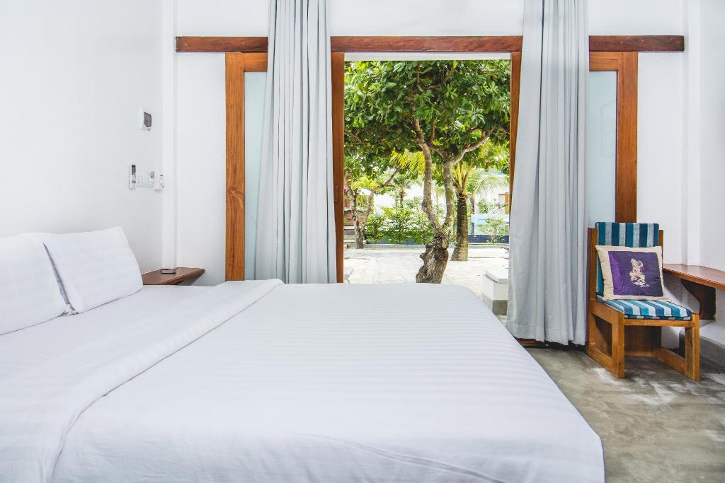 Long Set Resort
