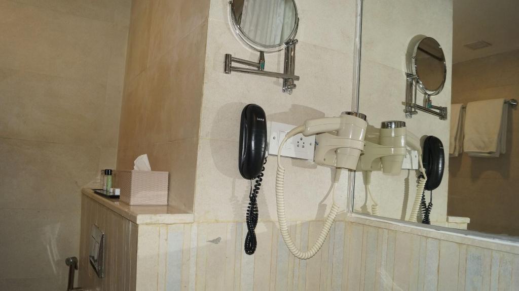 V7 Hotel