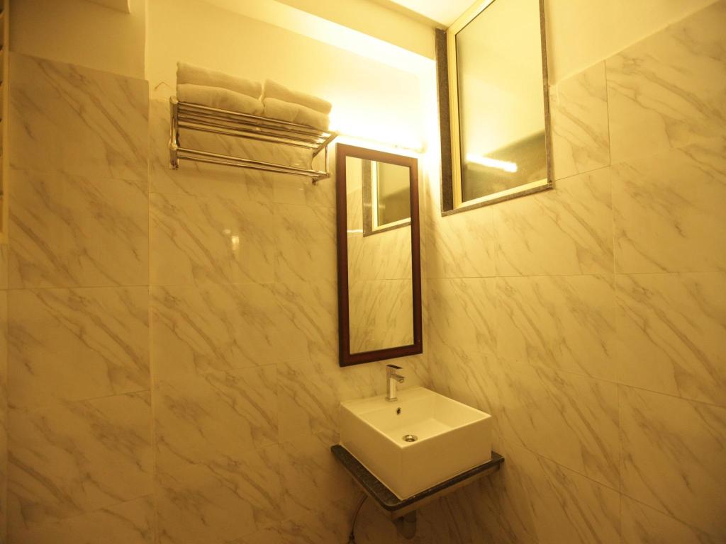Grand Cascade Hotel Chennai Central