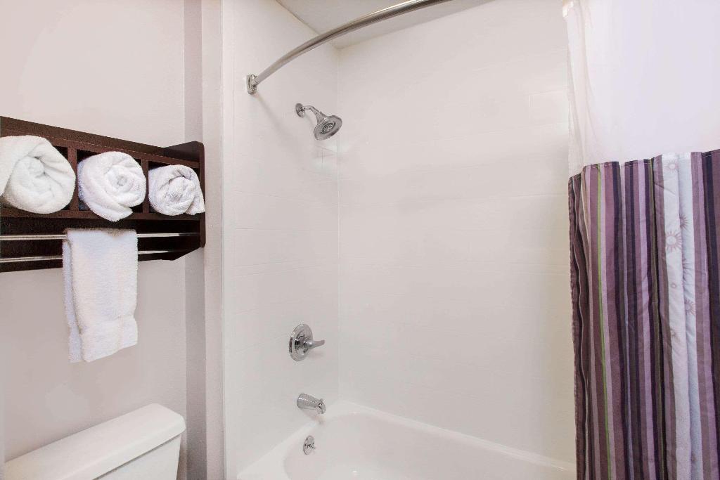 La Quinta Inn & Suites Goodlettsville - Nashville