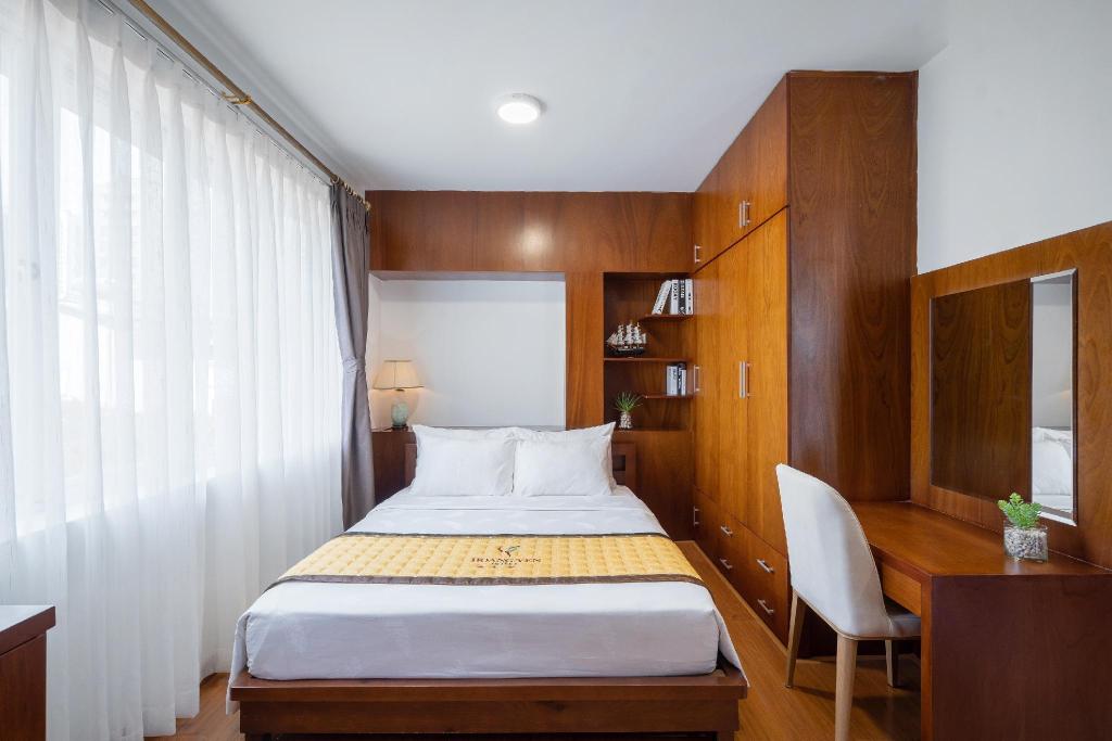 Hoang Yen Phu My Hung Hotel