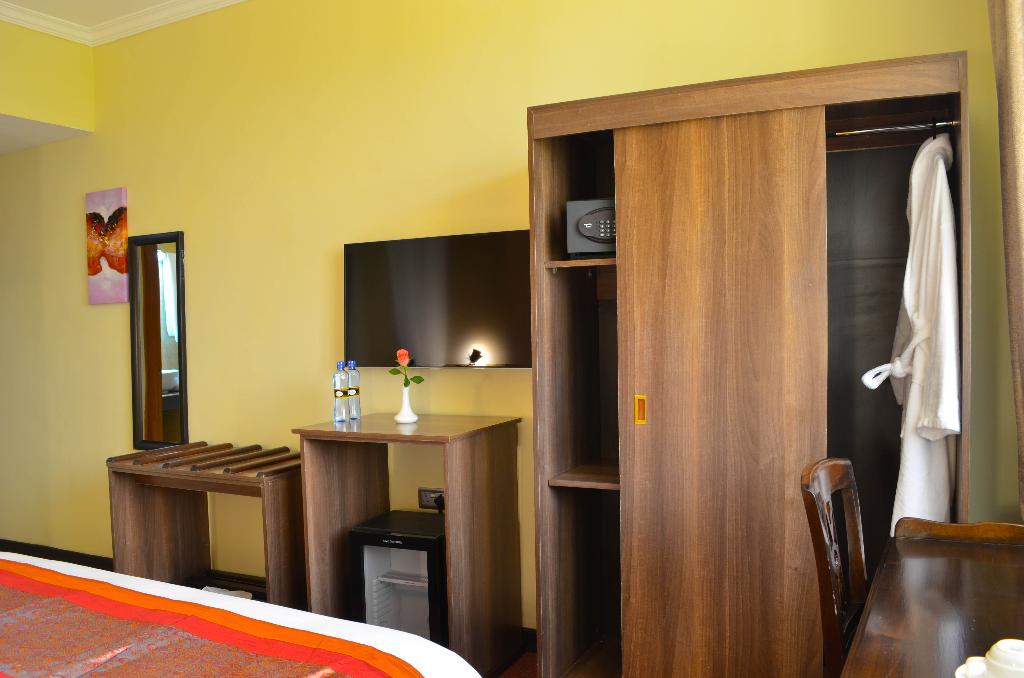Grand Royal Swiss Hotel