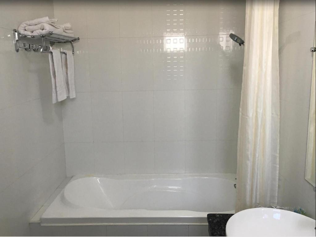Royal Pearl Hotel