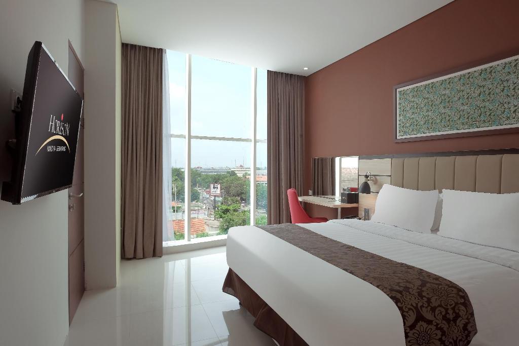 Horison Nindya Semarang