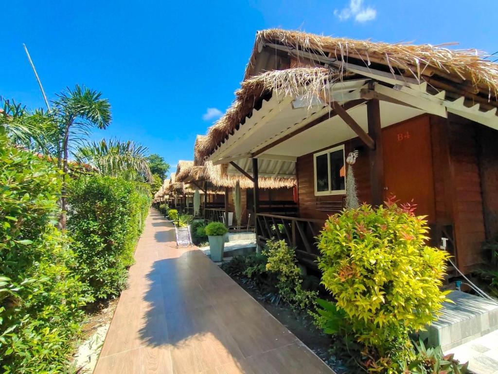 Charming Lipe Villa