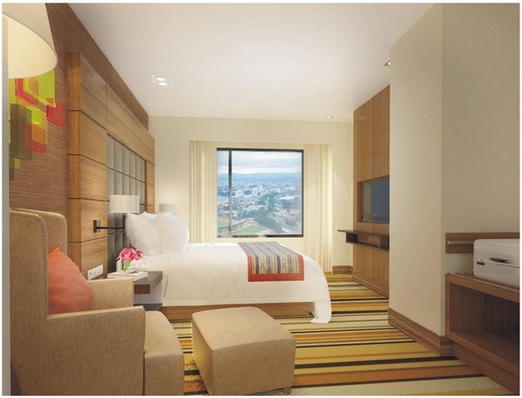 Holiday Inn Dhaka City Centre