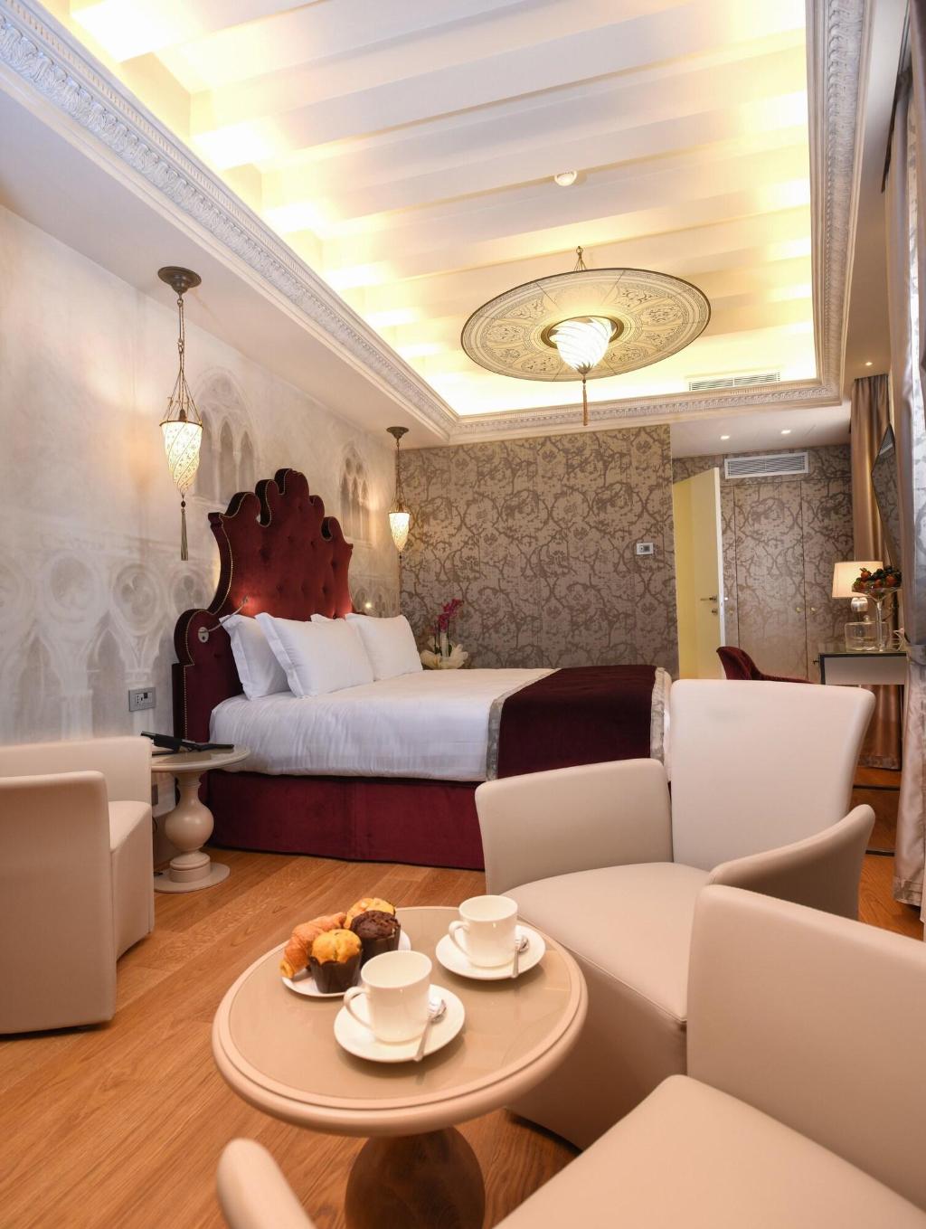 Imagem da galeria de Santa Croce Boutique Hotel