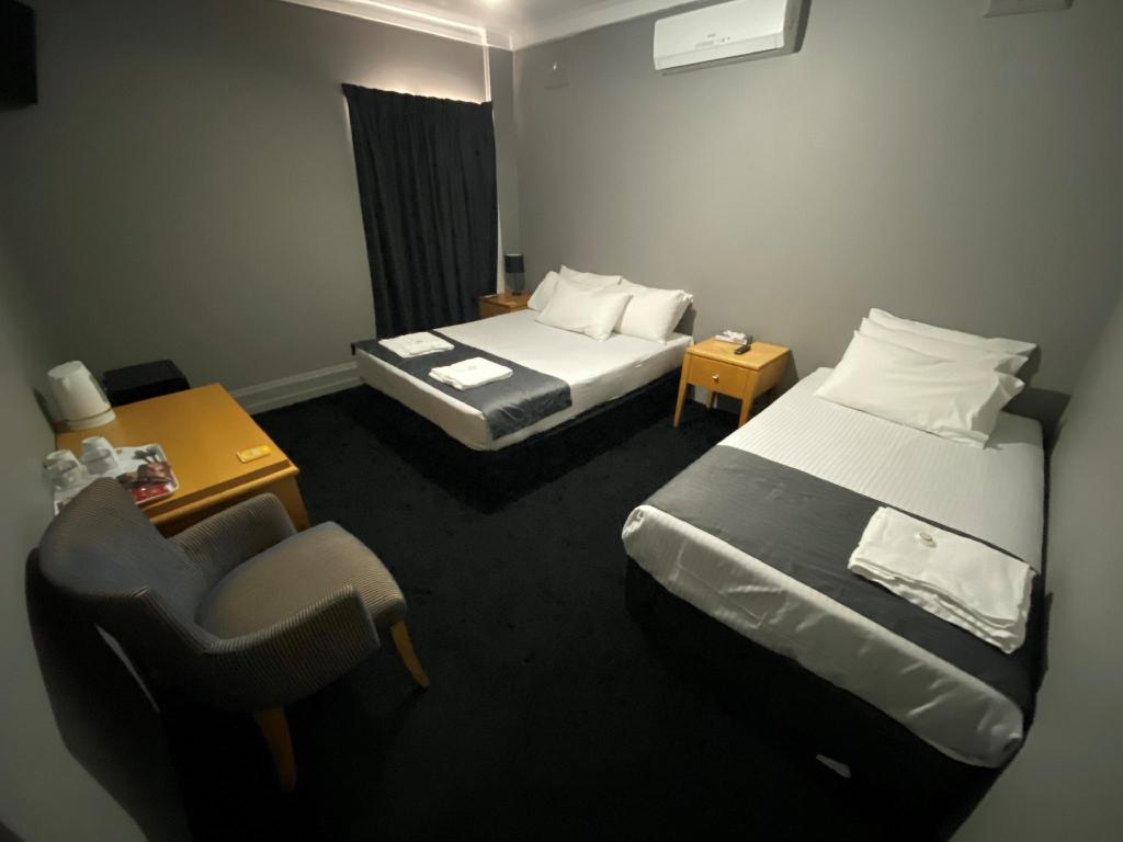 Shortland Hotel