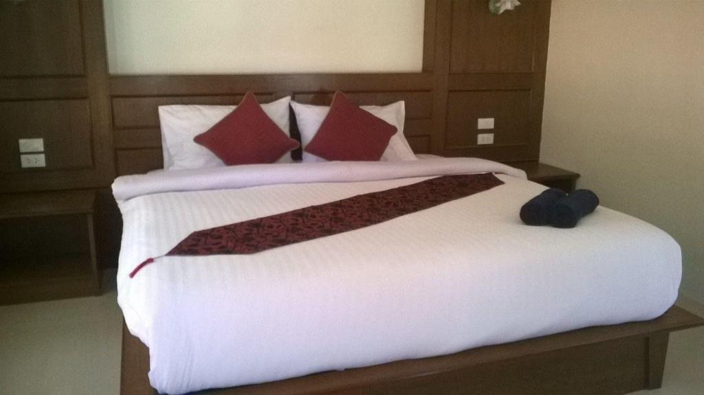 Tammarind Twin Resort