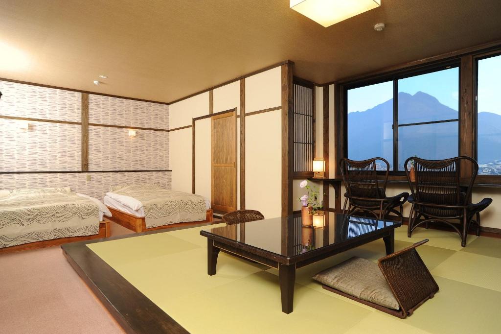 Yufuin Onsen Toshoan