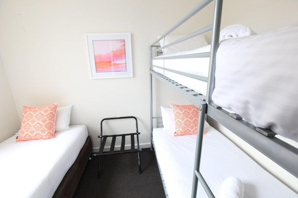 The Bay Motel