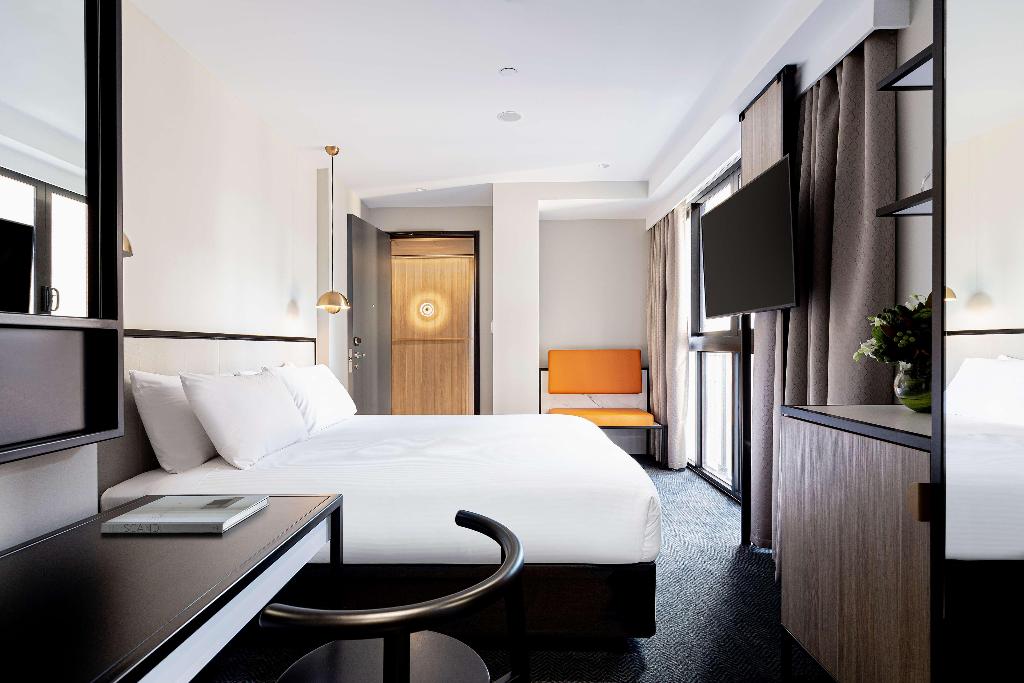Brady Hotels Jones Lane