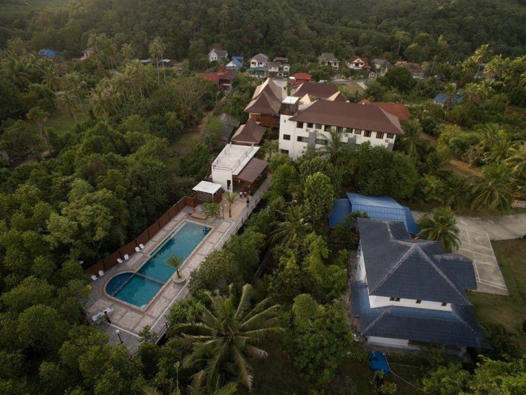 Khum Sai-Ngam Hotel & Resort