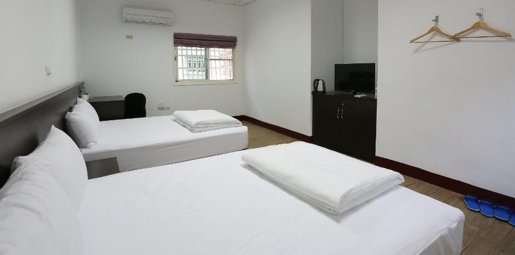 Oak Garden Hostel