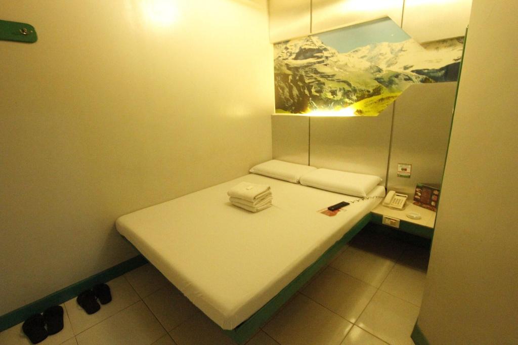 Astrotel Novaliches