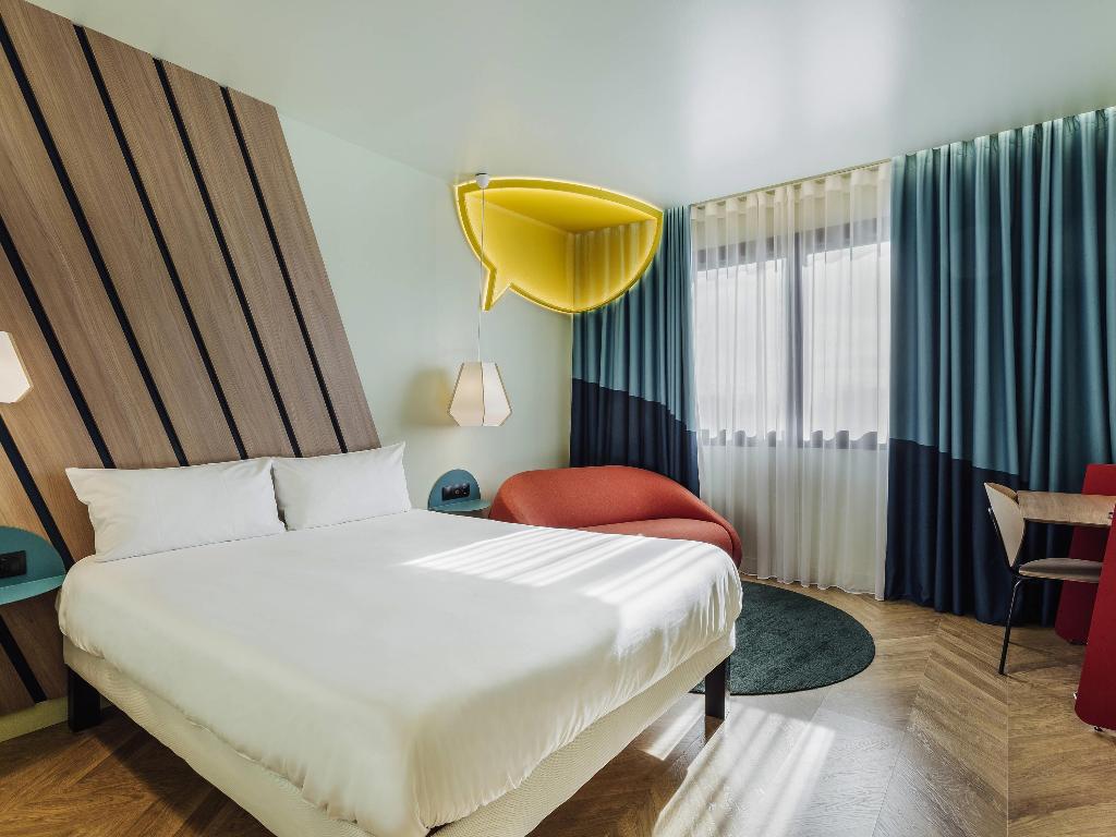 hotel-thumb