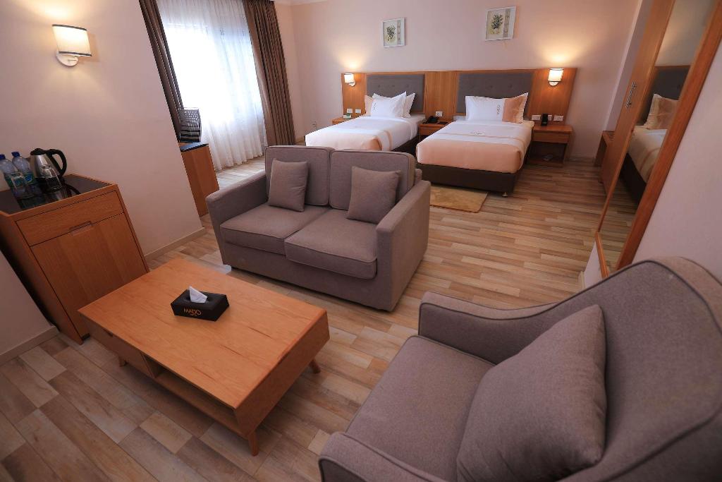 Mado Hotel
