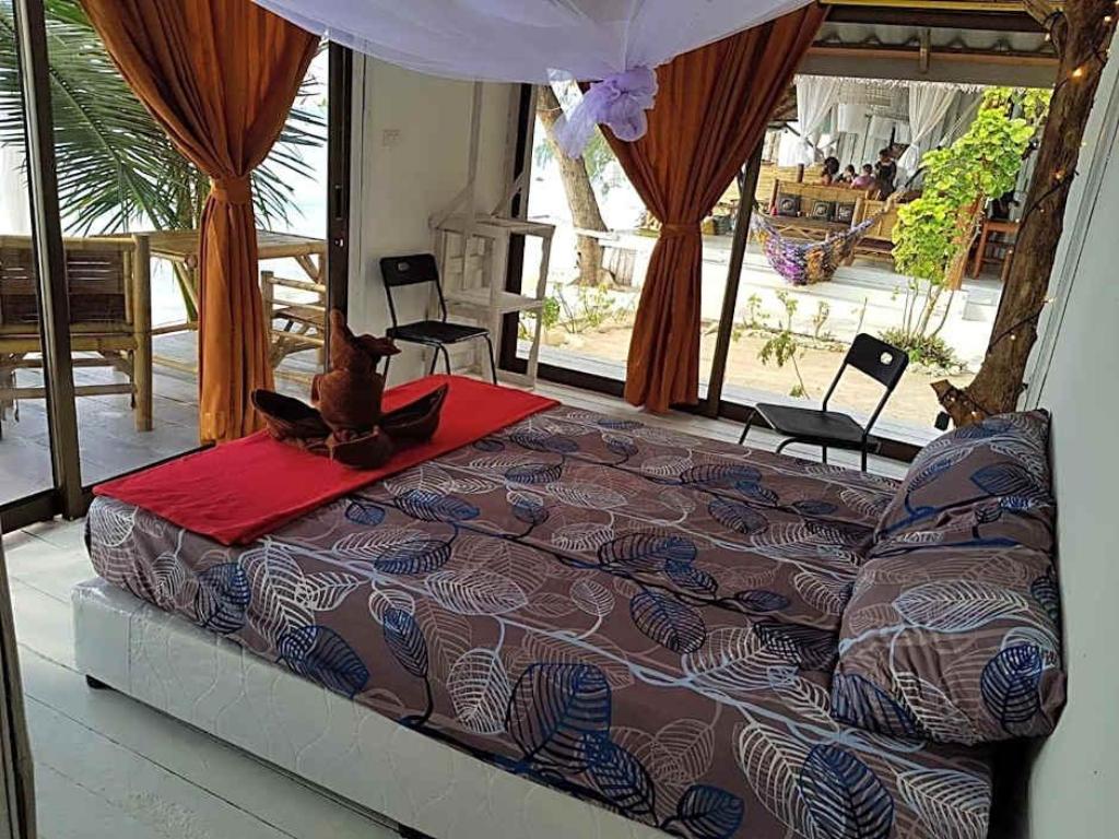 Haad Chao Phao Resort