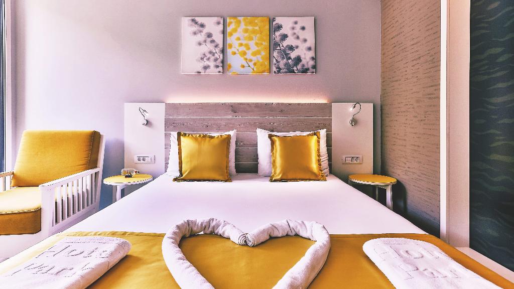 Carine Hotel Park