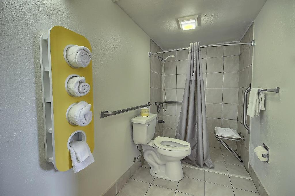 Motel 6 Lima