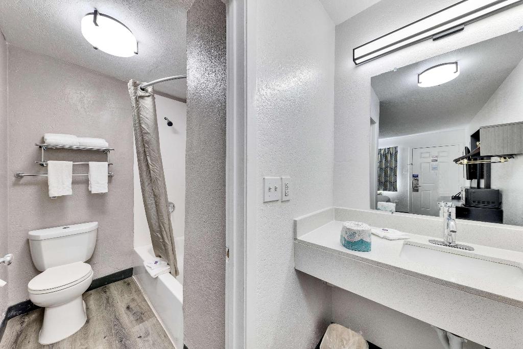 Motel 6 Austin South Airport