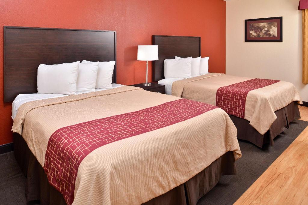 Red Roof Inn & Suites Columbus - West Broad