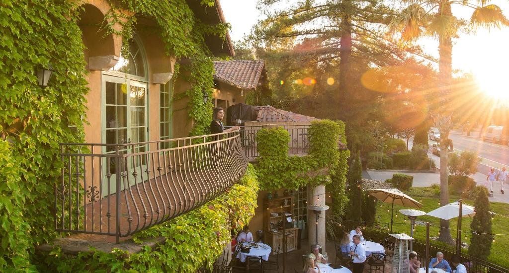 Los Gatos A Greystone Hotel