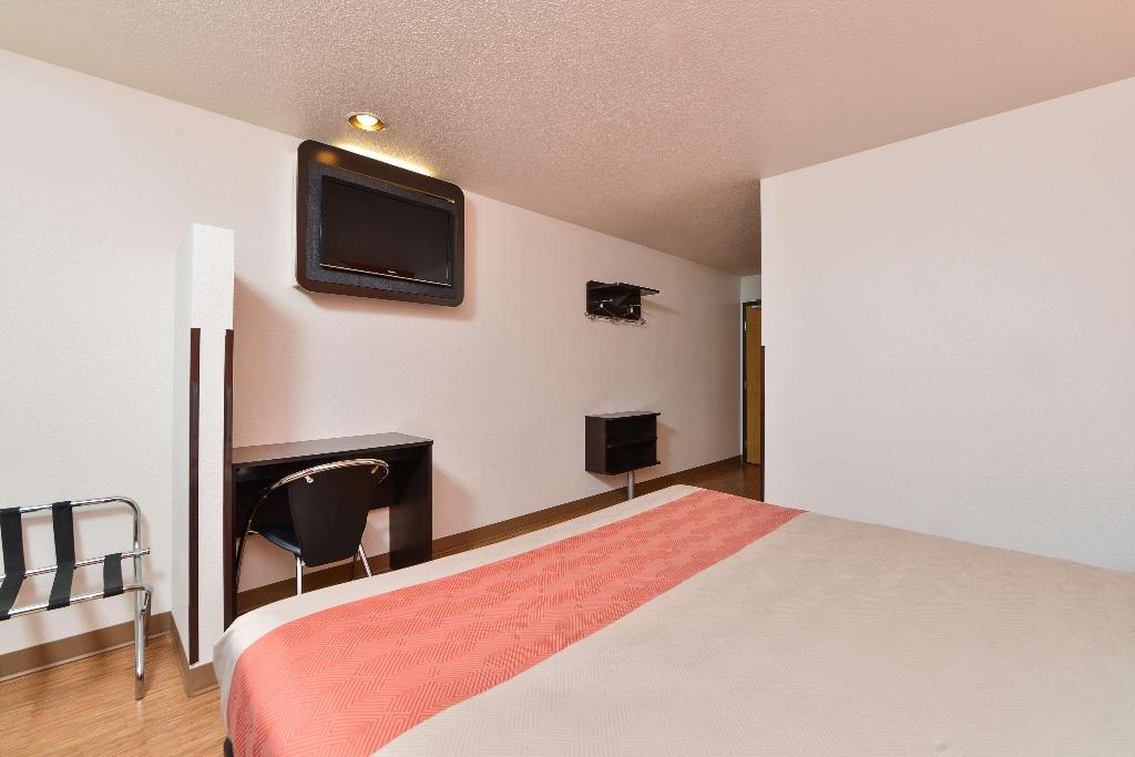 Motel 6 Meridian Id