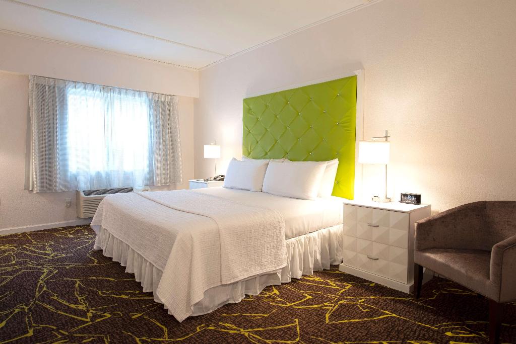 The Roslyn, Tapestry Collection By Hilton