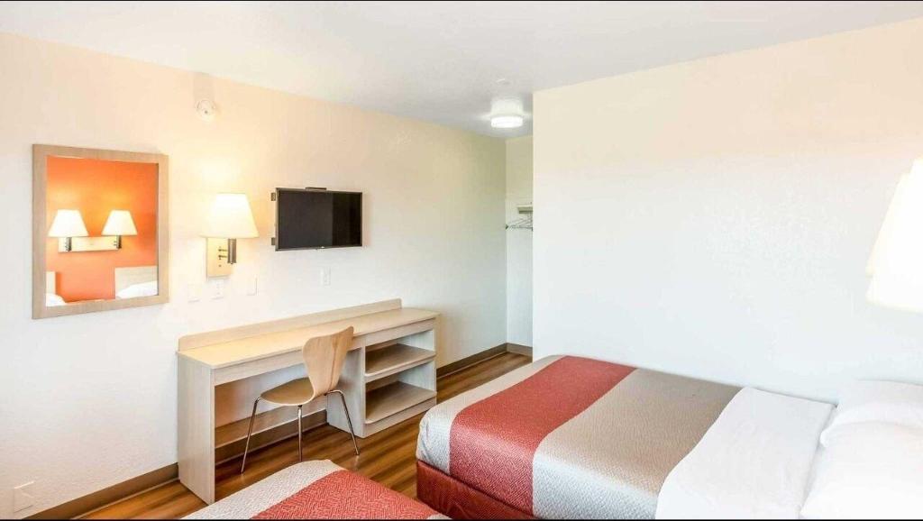 Motel 6 Redding Central