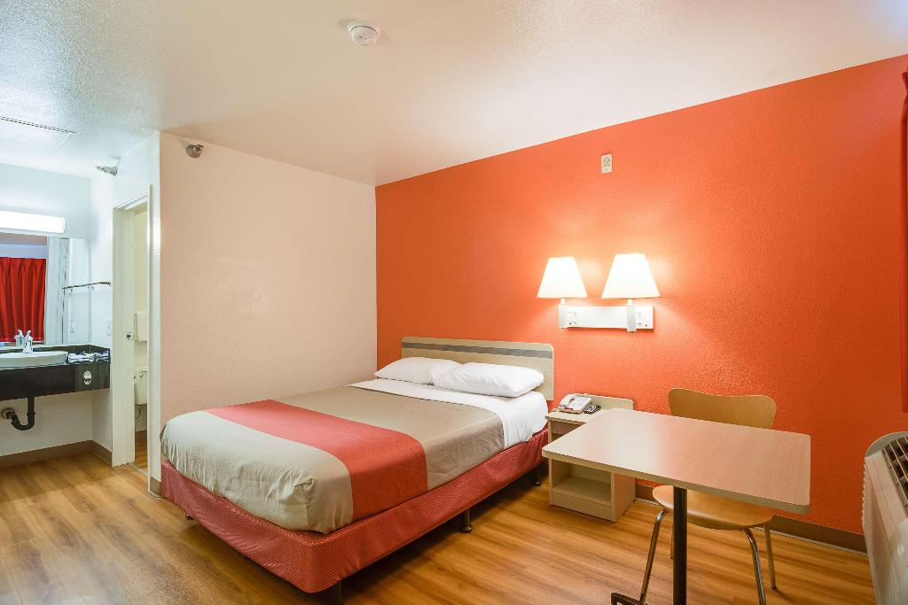 Motel 6 Chicago Nw Rolling Meadows