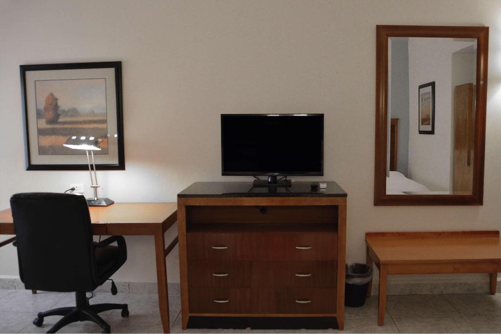 Days Inn By Wyndham Piedras Negras
