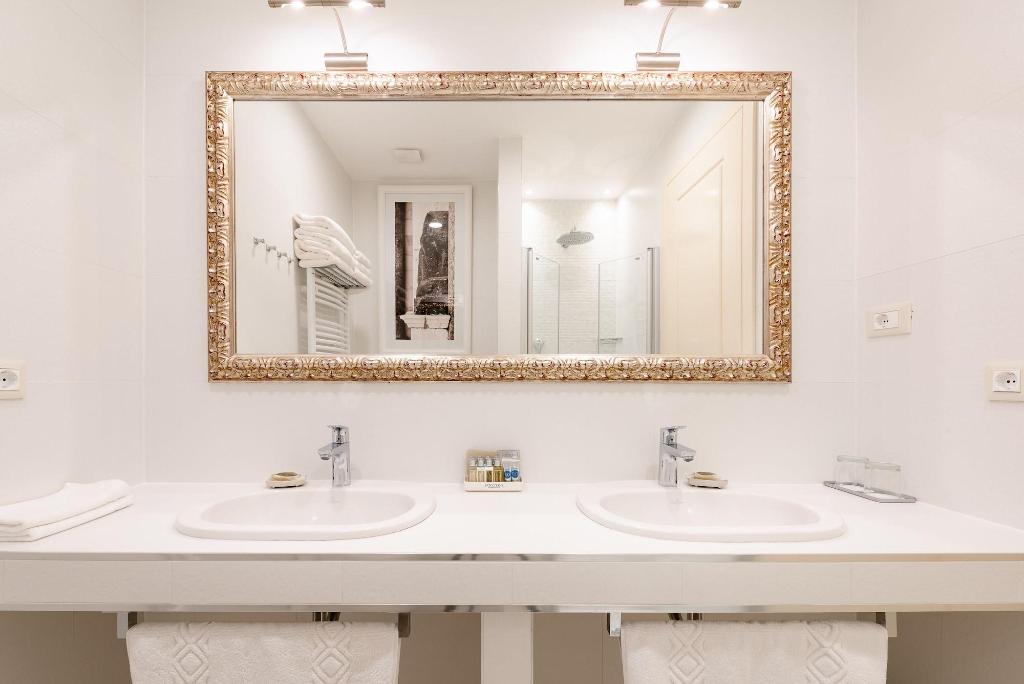Piazza Heritage Hotel
