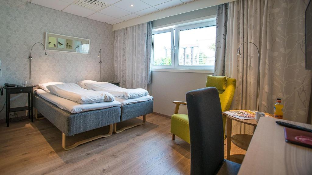 Almaas Hotell Stord As