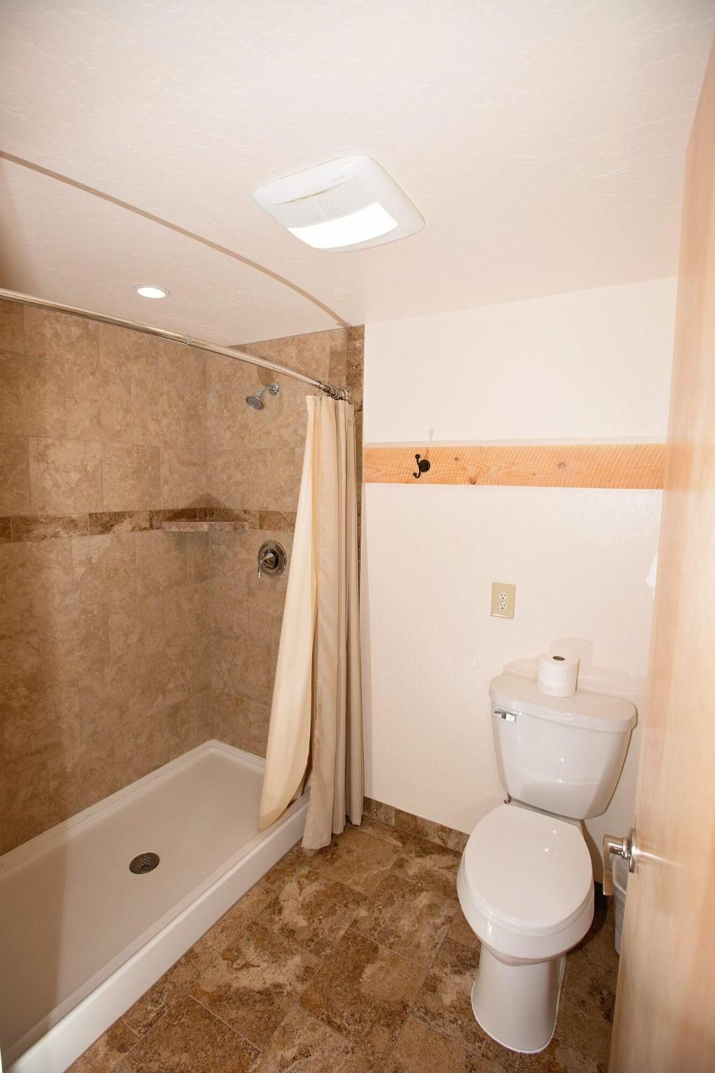 Ninepipes Lodge