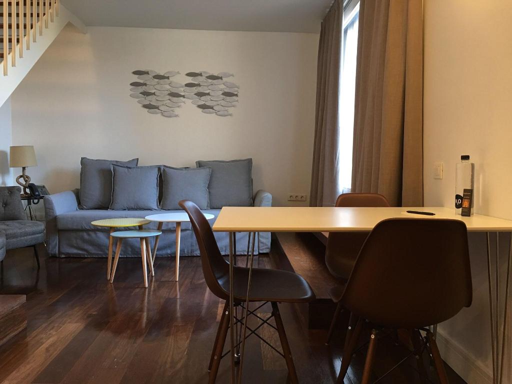 Duquesa Suites