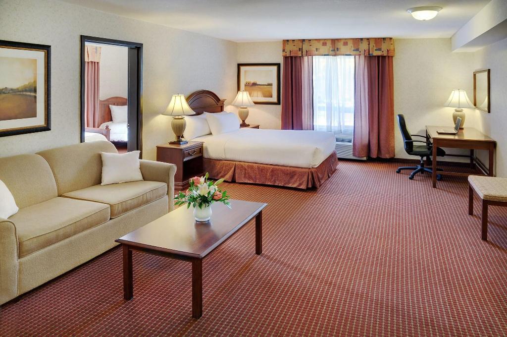 Pomeroy Inn And Suites Chetwynd