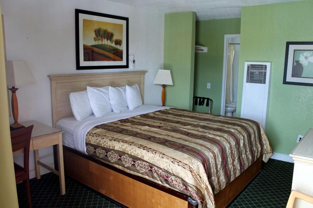 Fireside Inn Santa Cruz