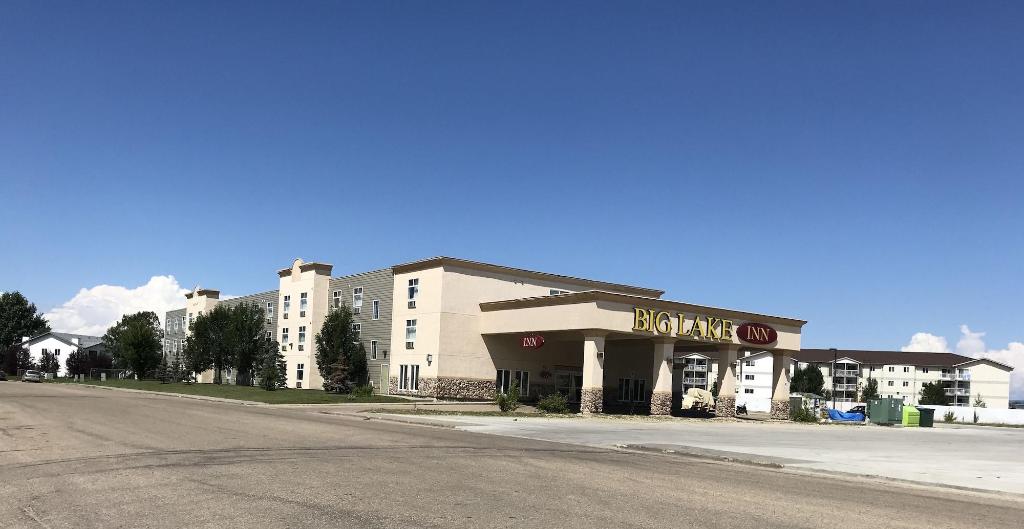 Big Lake Inn