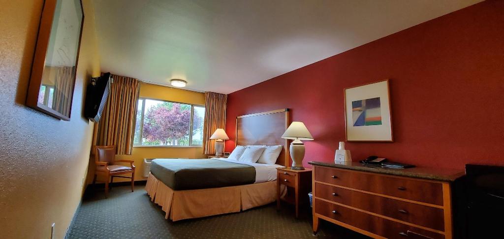 Olympic View Inn