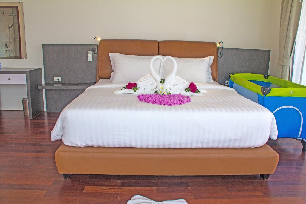 Phi Phi Mountain Beach Resort