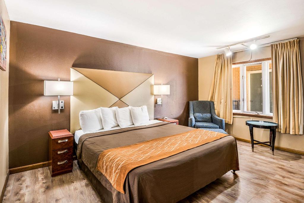 Econo Lodge