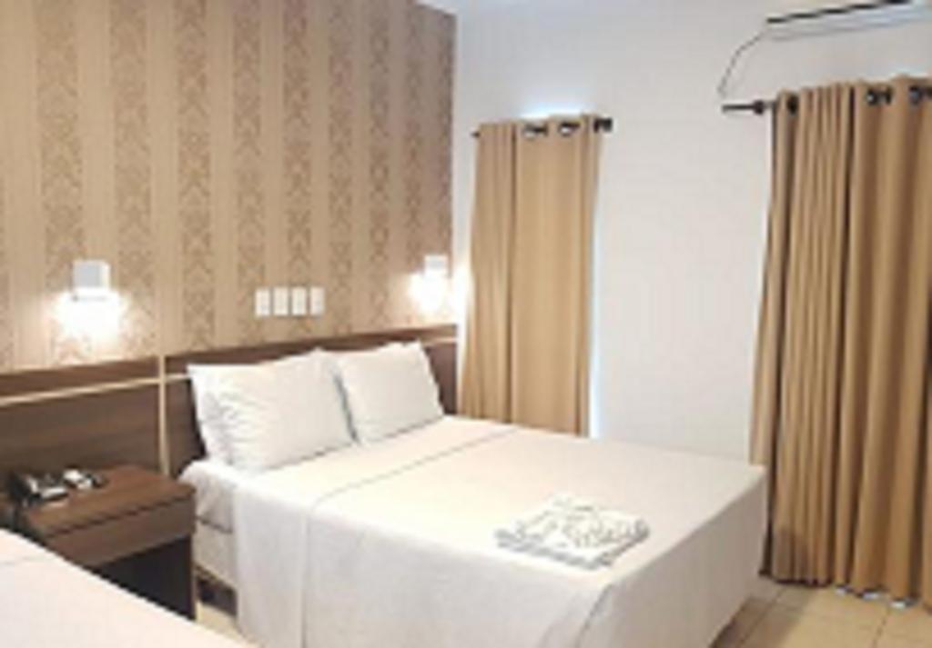 Ellus Hotel
