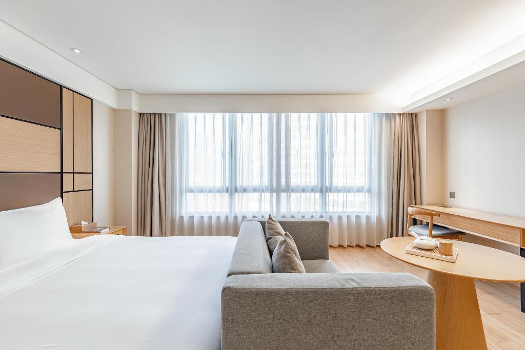 Ji Hotel (Lujiazui Babaiban)