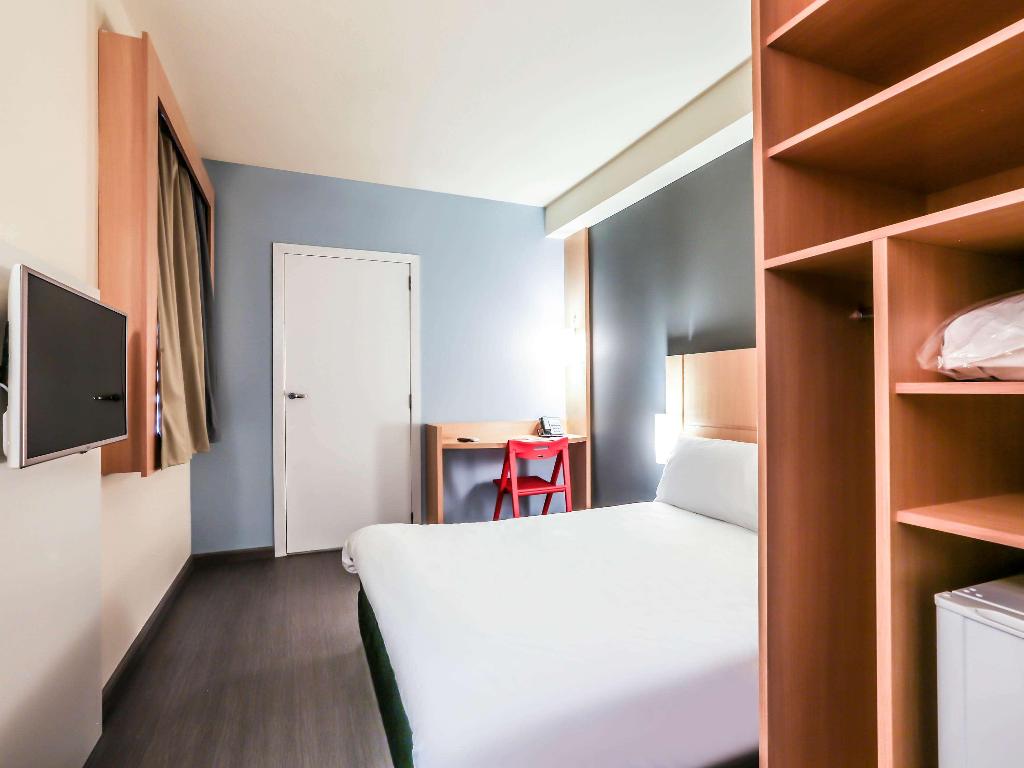 Ibis Sinop