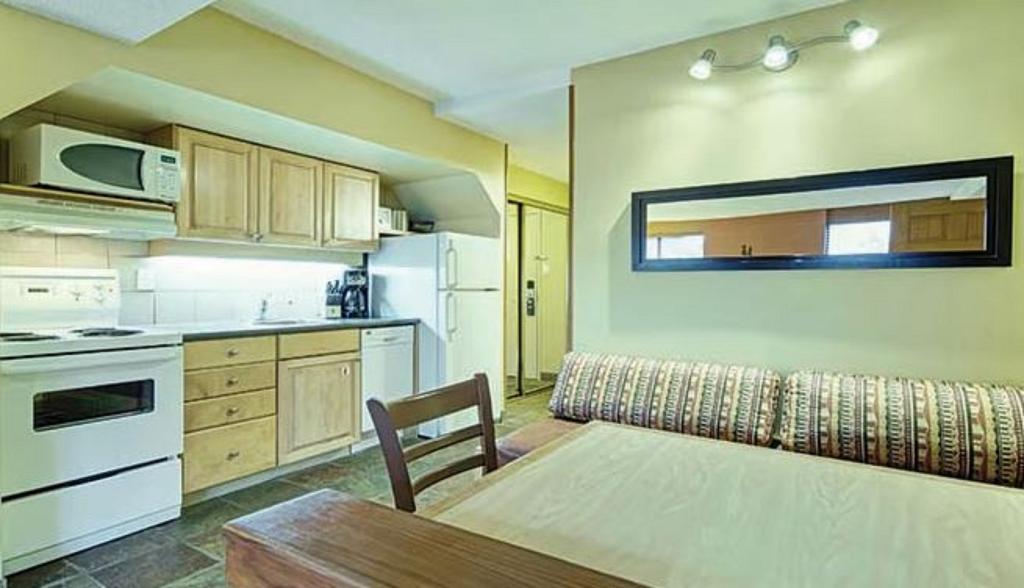 Mountainside Lodge